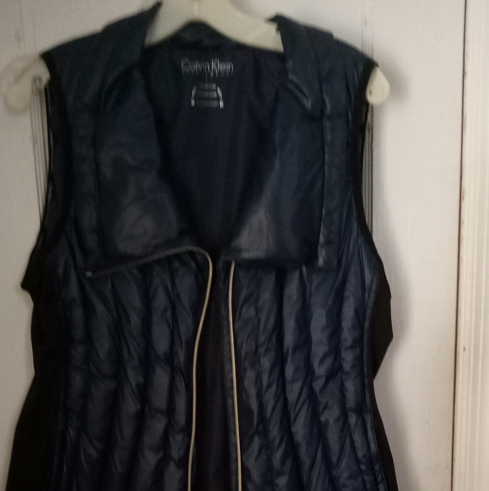 Calvin Klein navy large vest